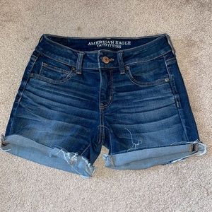 💁🏻‍♀️AE Midi Shorts💁🏻‍♀️